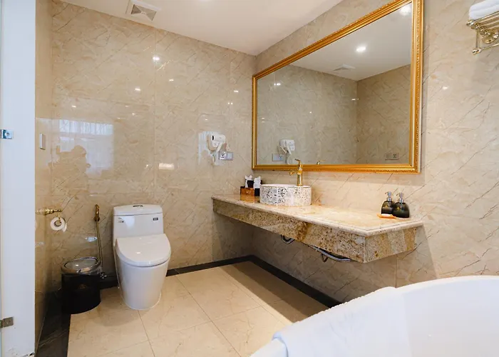 Grand View Palace 4* Hạ Long